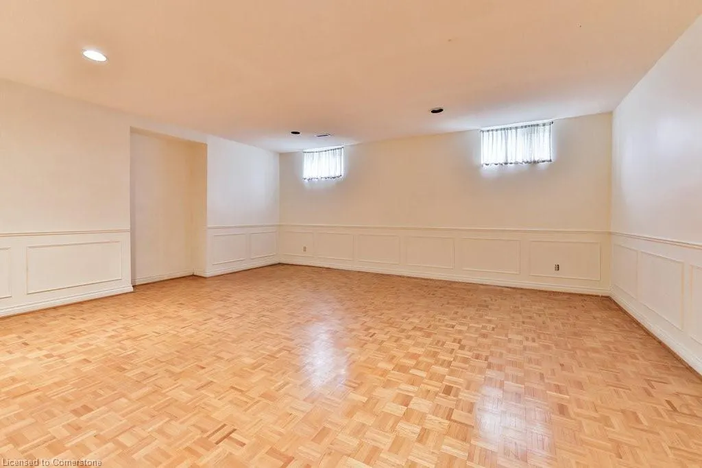2390 Mississauga Road
