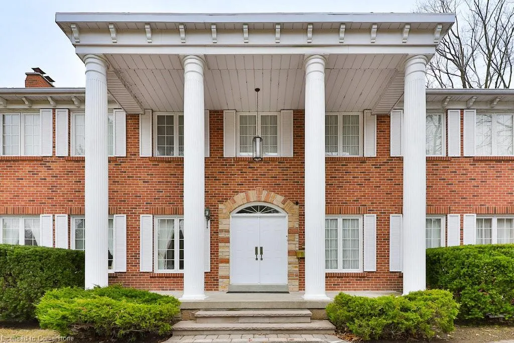2390 Mississauga Road