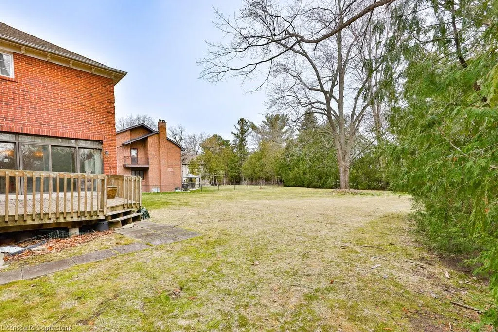 2390 Mississauga Road