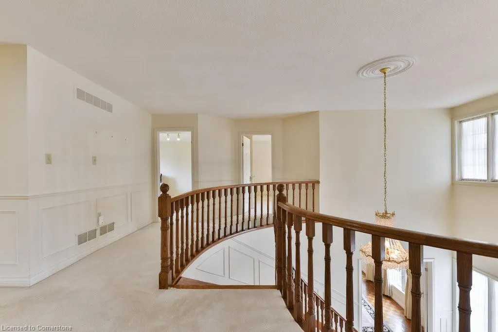 2390 Mississauga Road