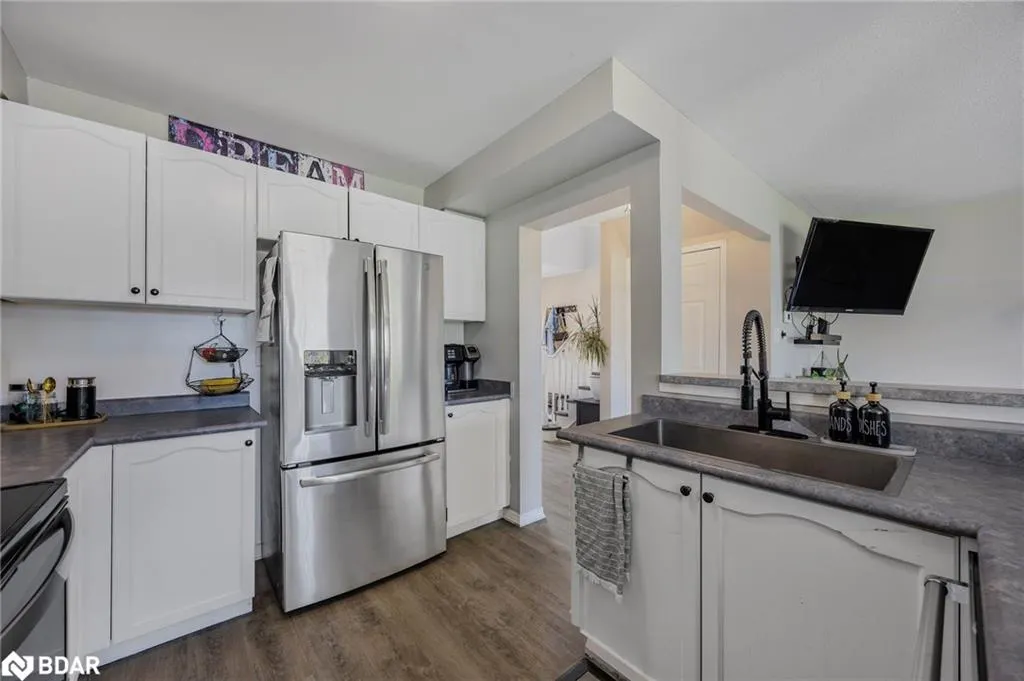 13 Sunset Place