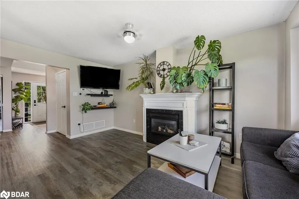 13 Sunset Place