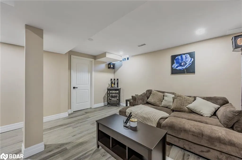 13 Sunset Place