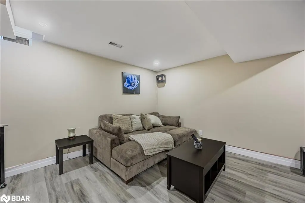 13 Sunset Place