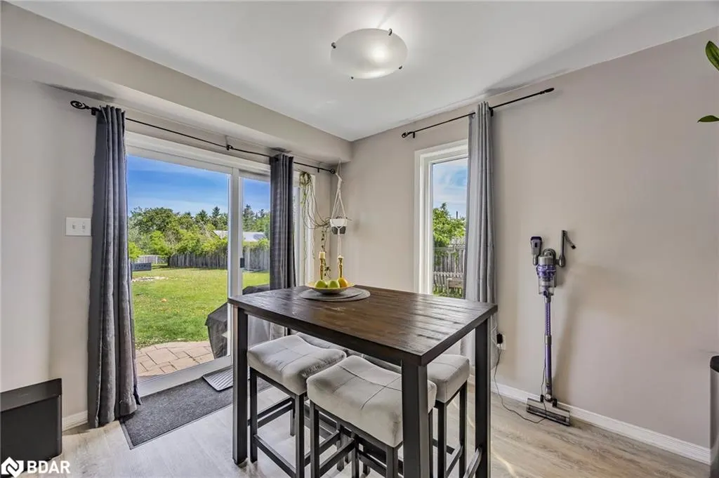13 Sunset Place