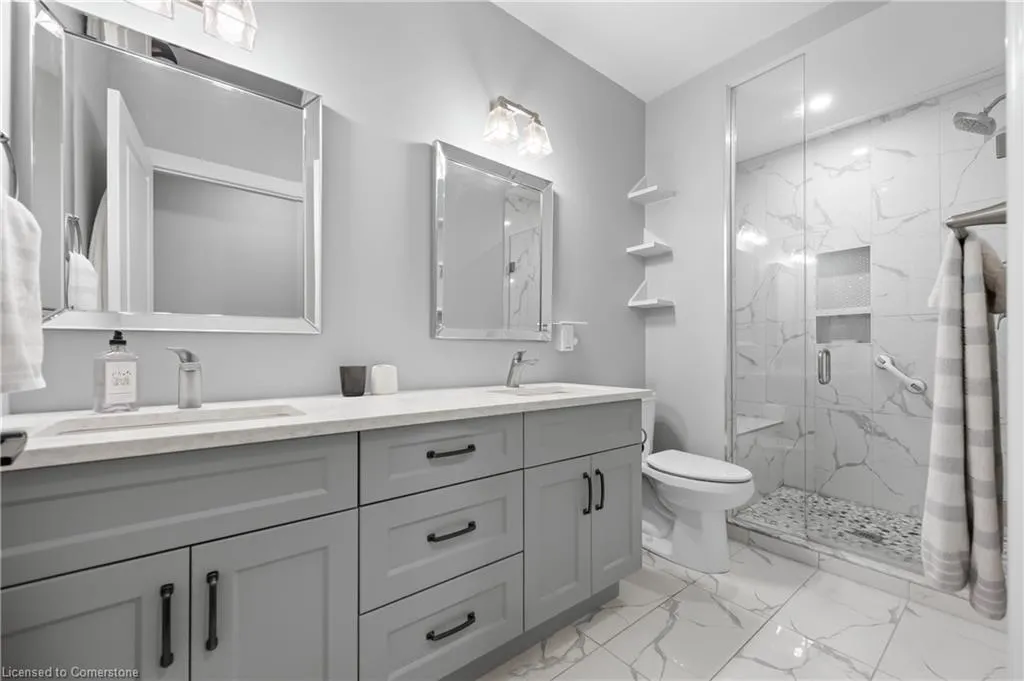 546 Manor Ridge Crescent