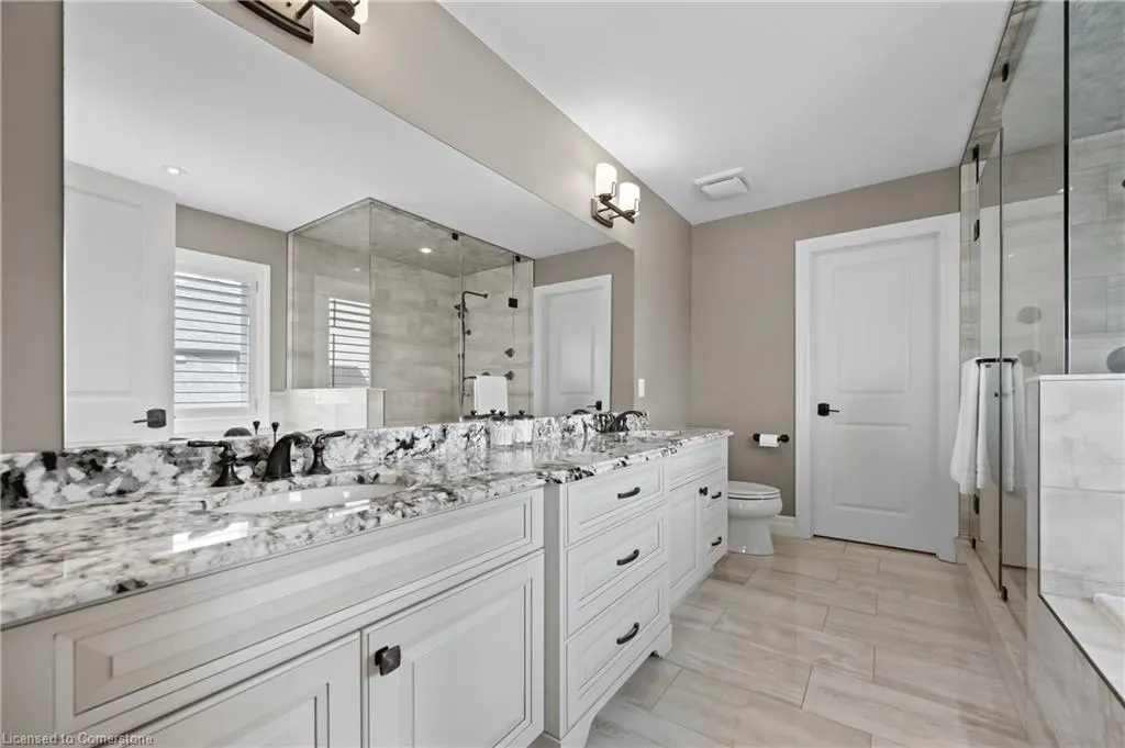 546 Manor Ridge Crescent