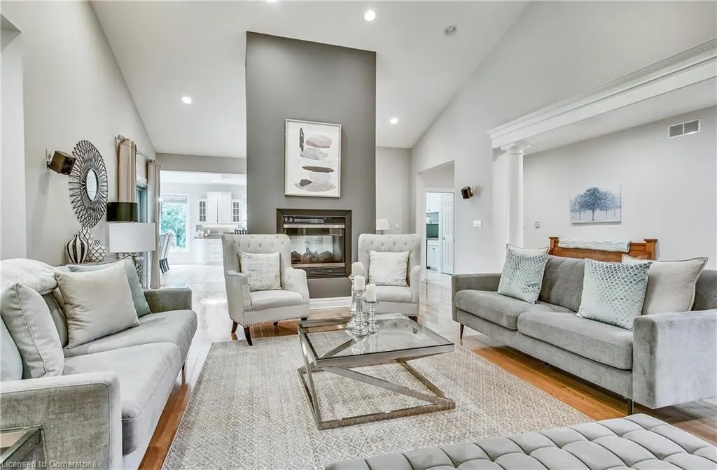 6431 Rockcliffe Estate