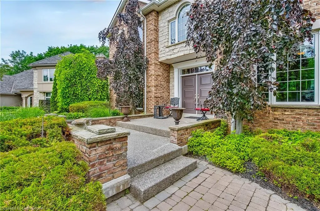 6431 Rockcliffe Estate