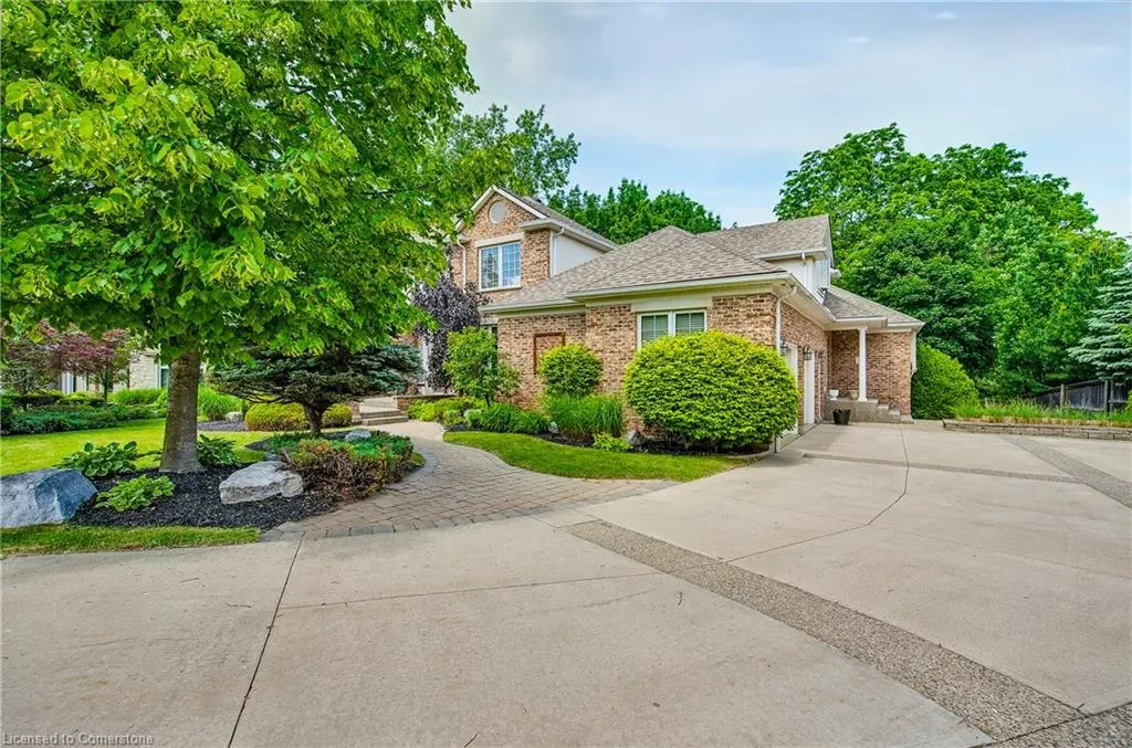 6431 Rockcliffe Estate