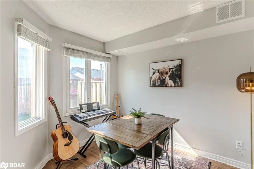 502 Essa Road, #15