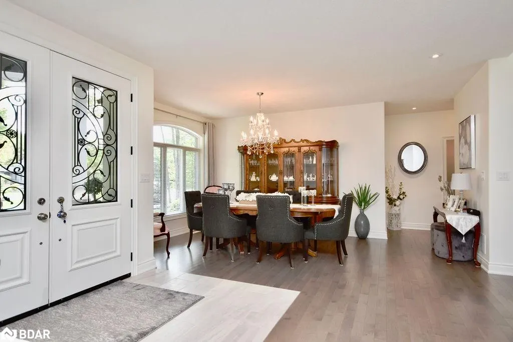 2 Sycamore Circle