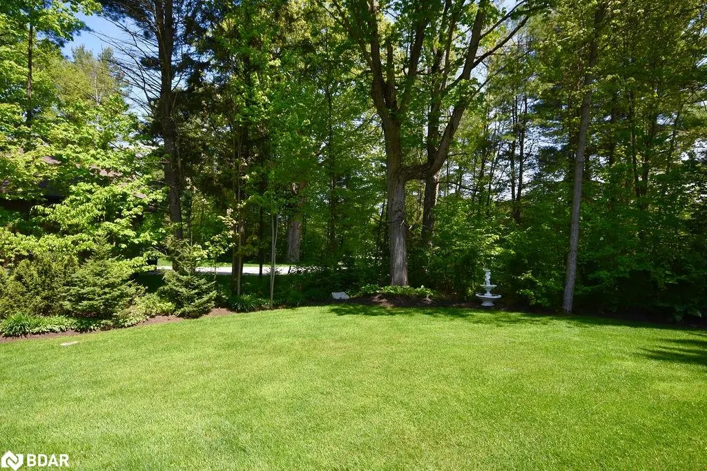 2 Sycamore Circle