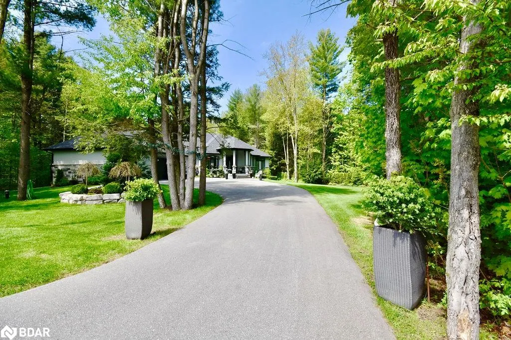2 Sycamore Circle