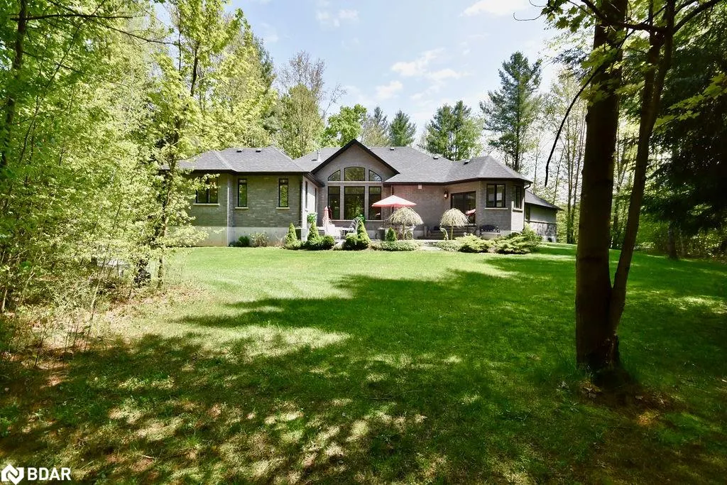 2 Sycamore Circle