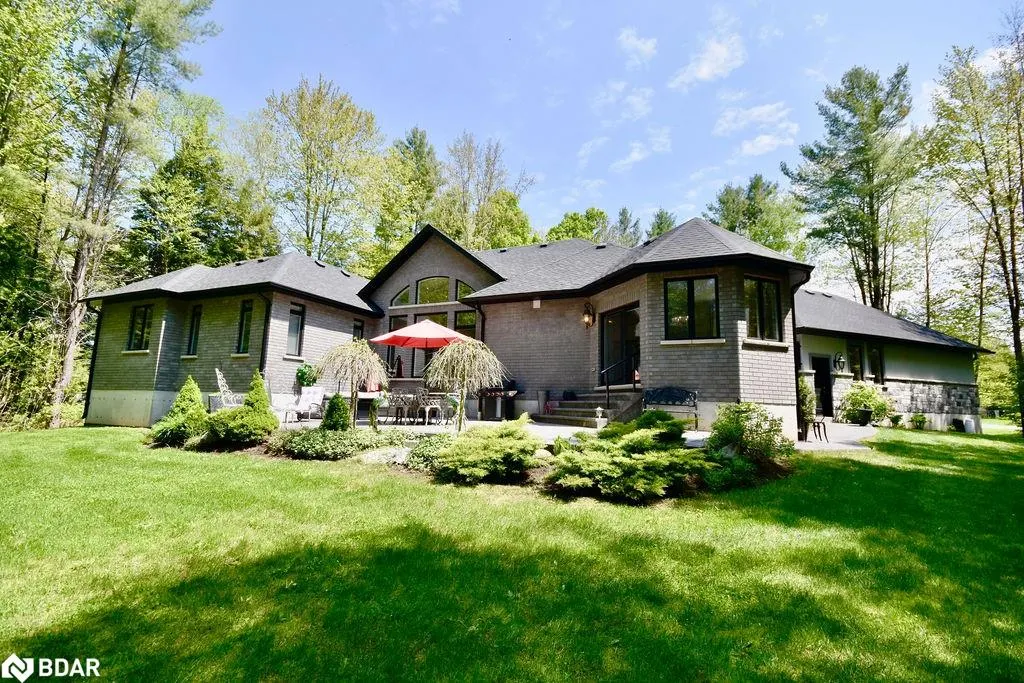 2 Sycamore Circle