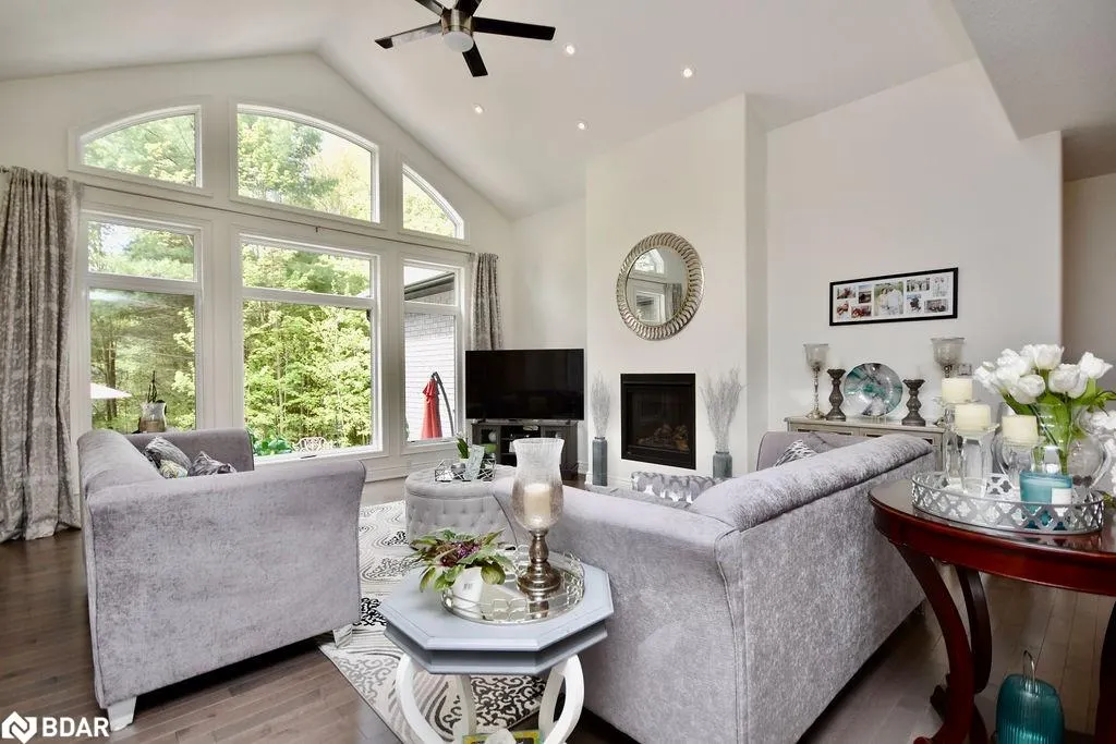 2 Sycamore Circle
