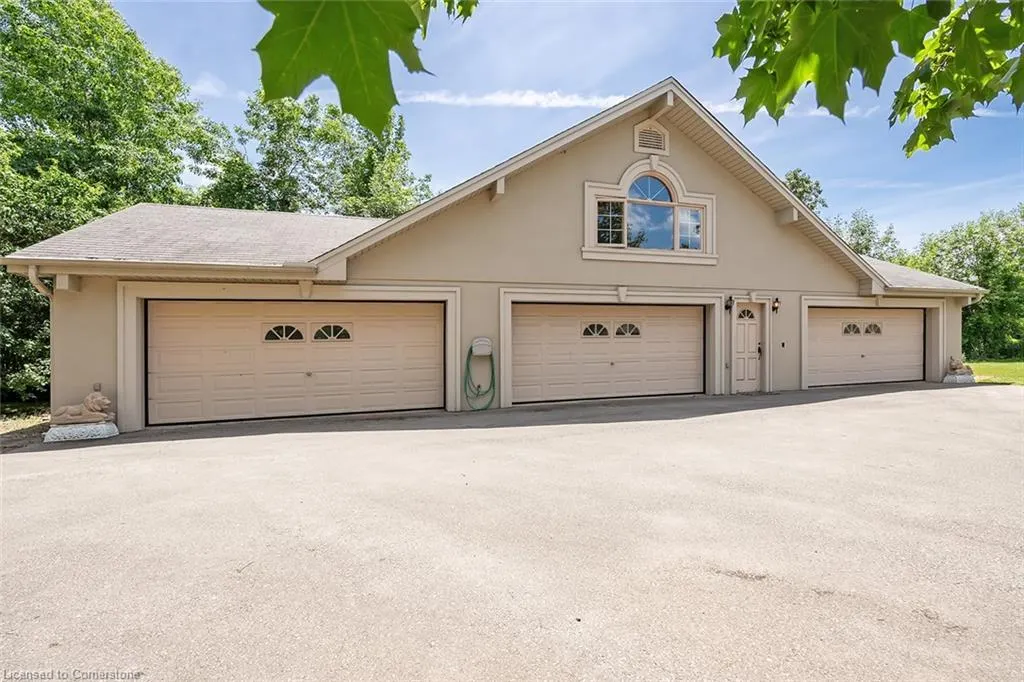 11 Winona Park Road