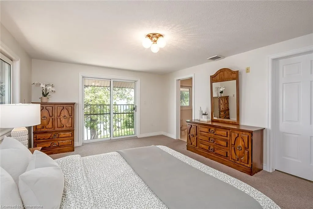 11 Winona Park Road