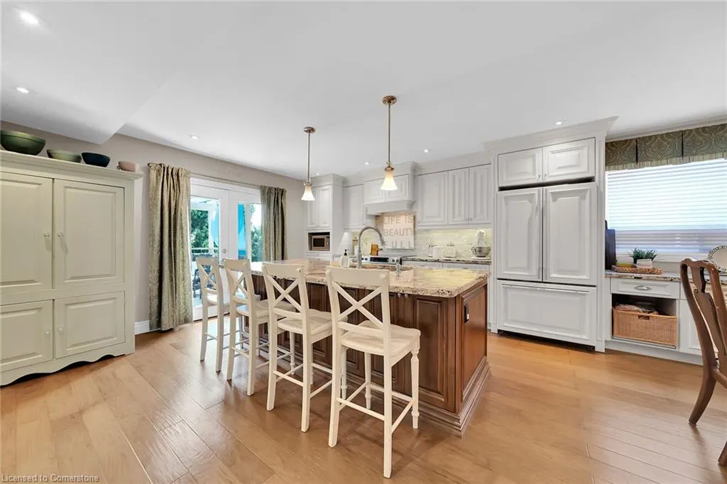 12 Vance Crescent