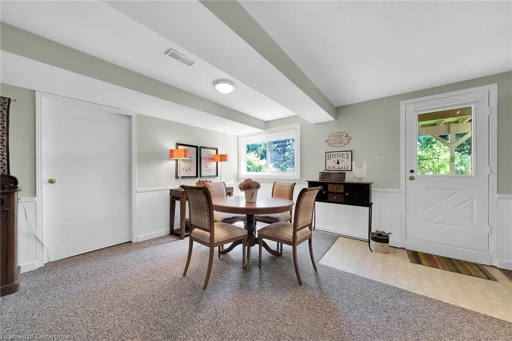 12 Vance Crescent