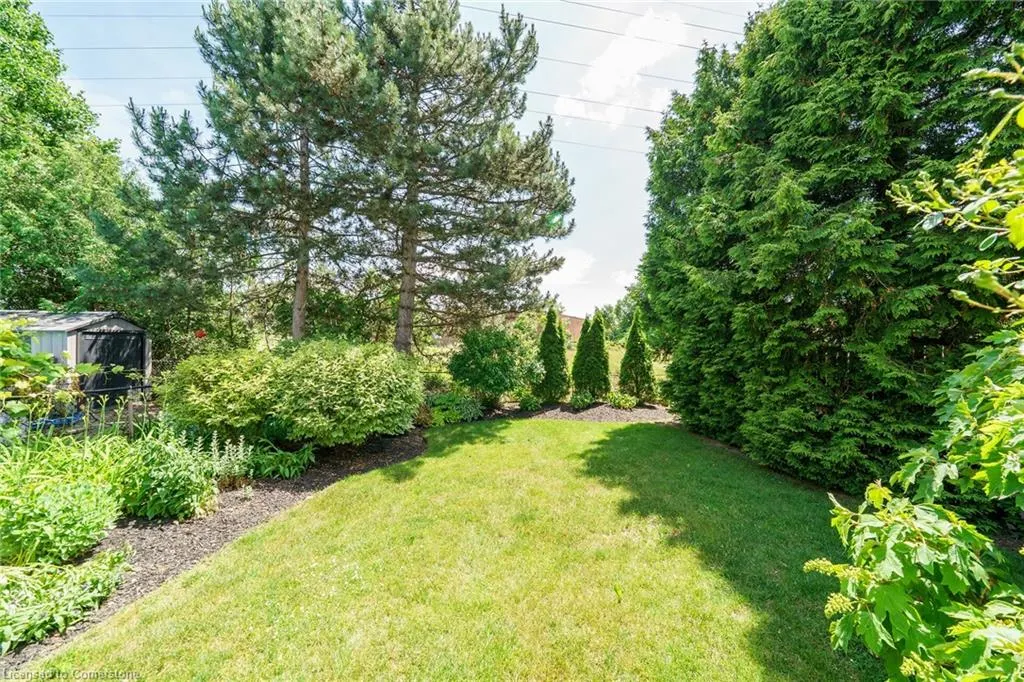 12 Vance Crescent