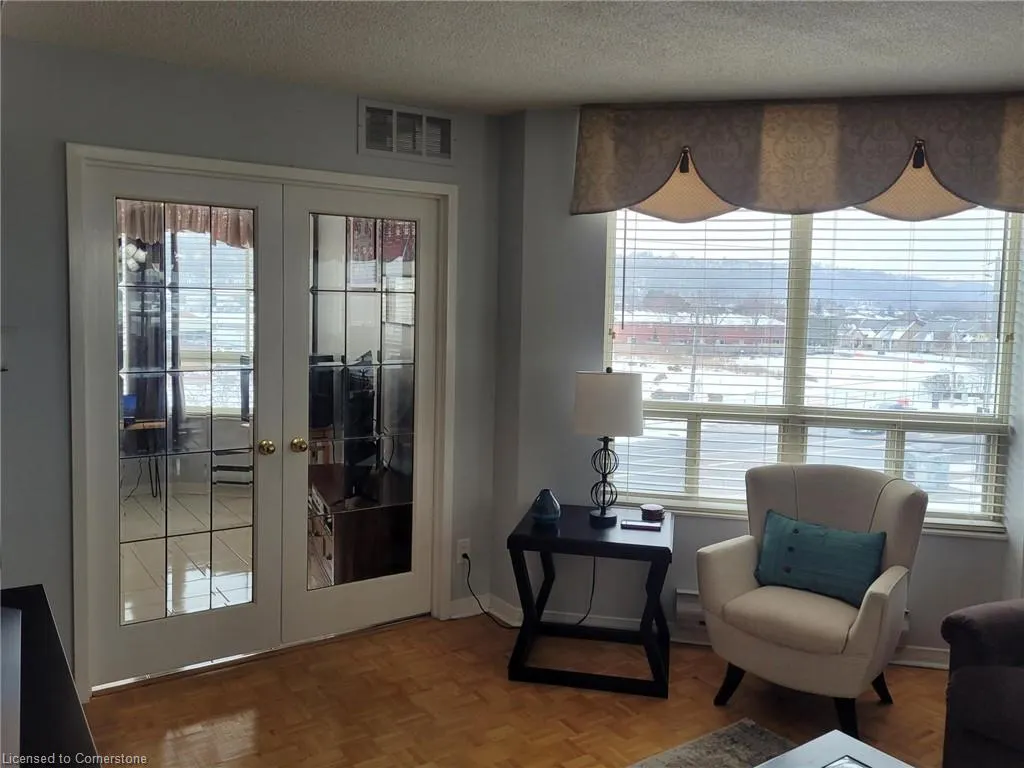 495 Highway 8, #404