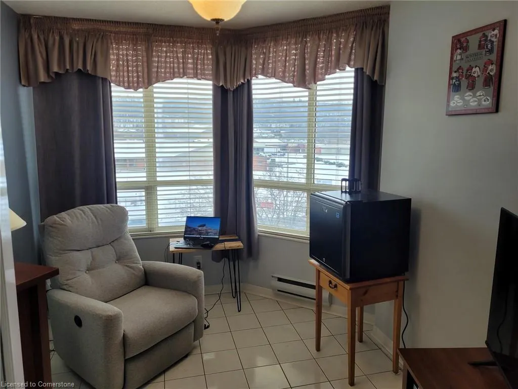 495 Highway 8, #404