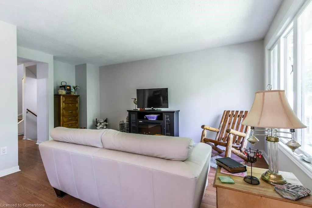 109 Wilson Street W, #14