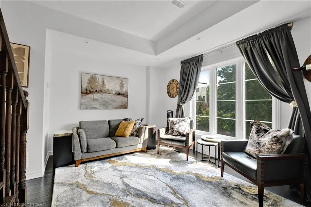 383 Dundas Street E, #26