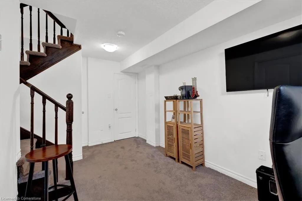 383 Dundas Street E, #26