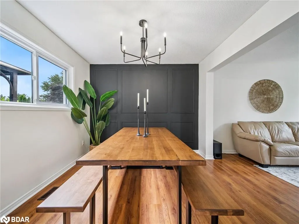 8 Darren Drive