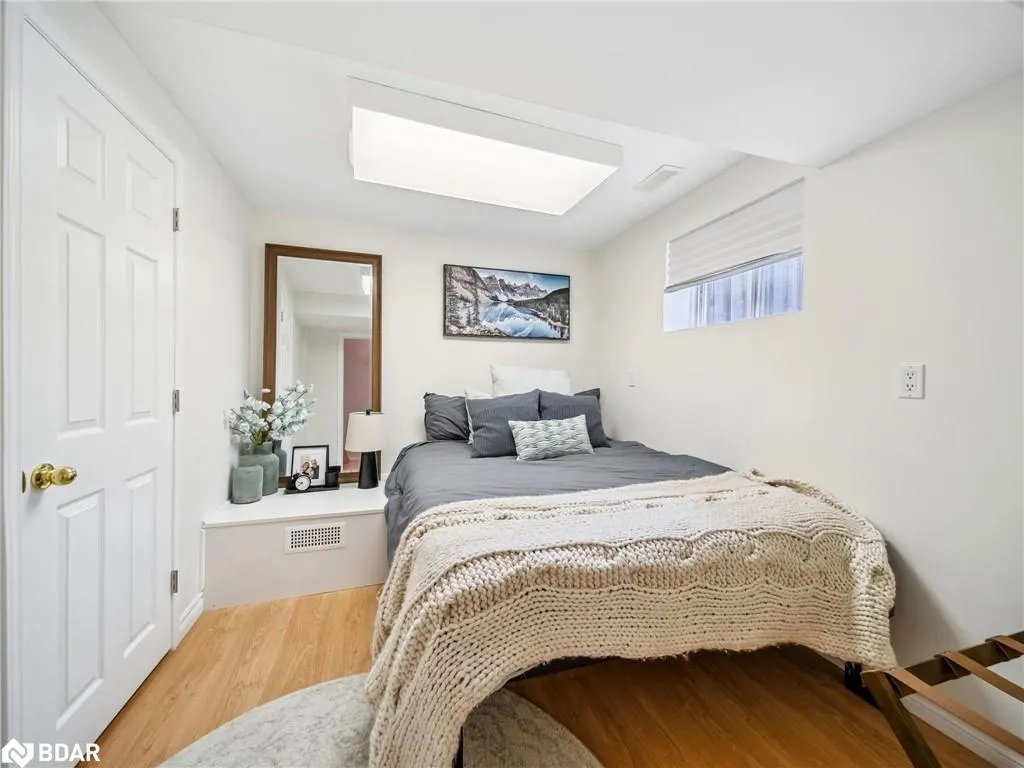 8 Darren Drive