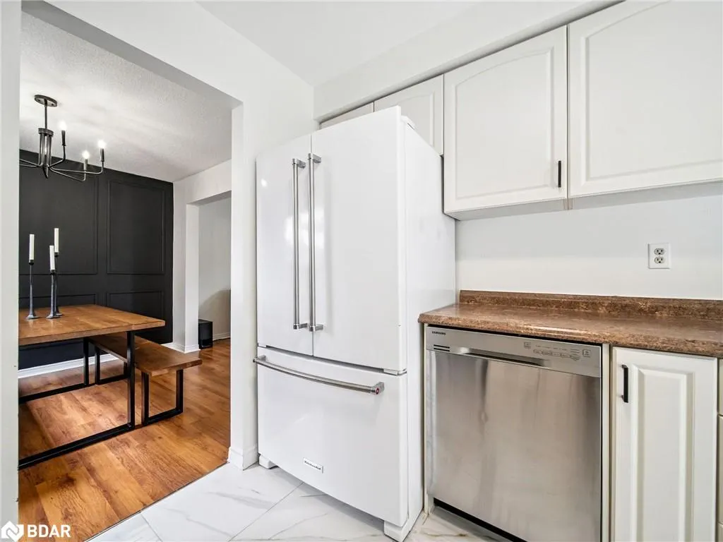 8 Darren Drive