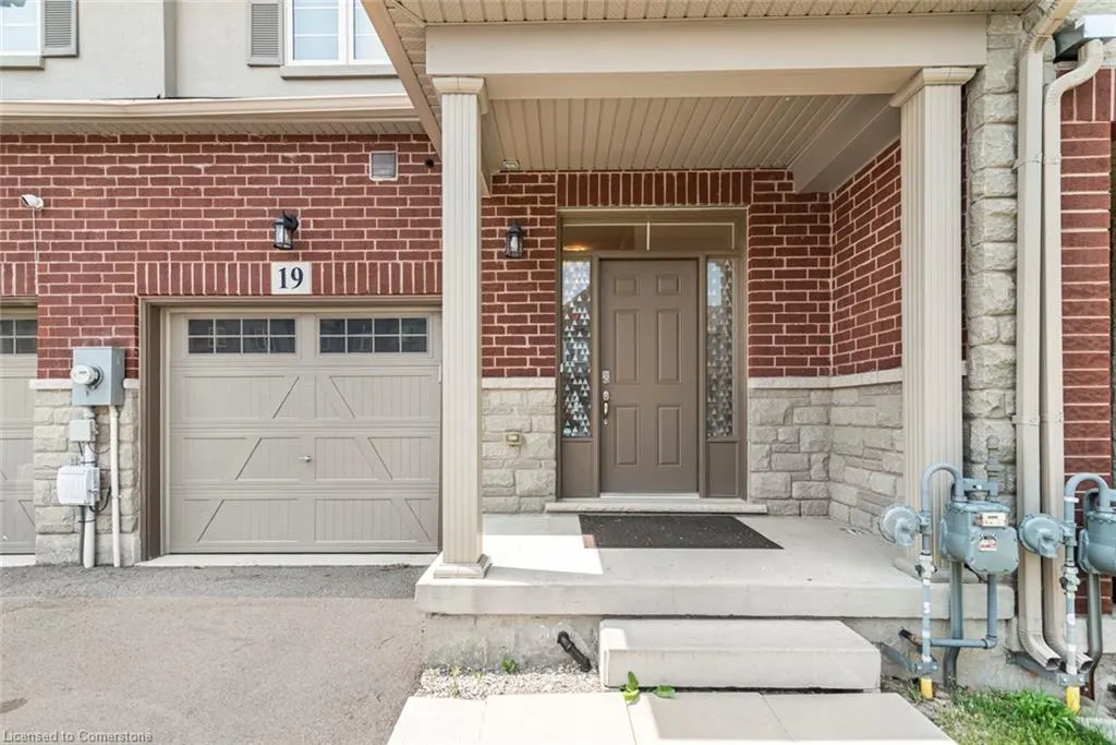 19 Bradbury Road