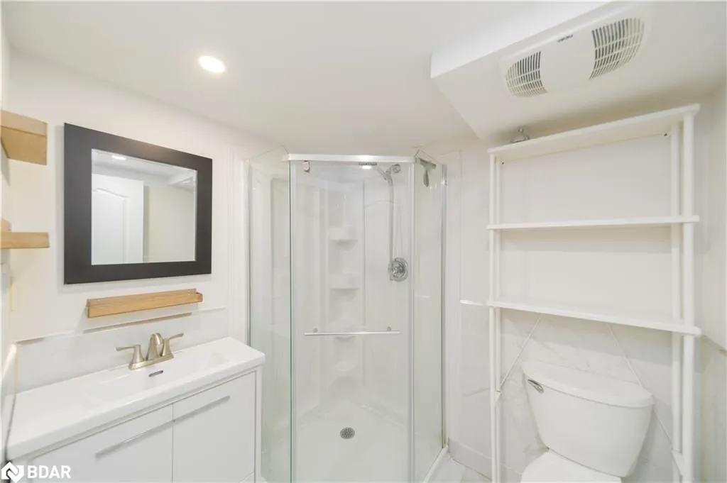 900 Green Street, #B