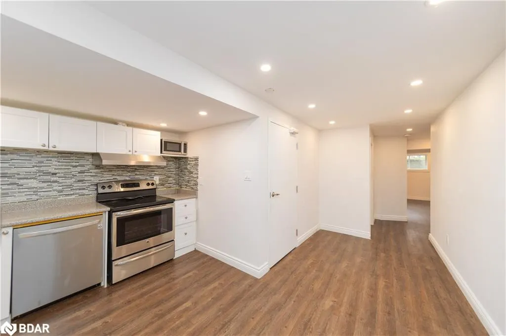 900 Green Street, #B