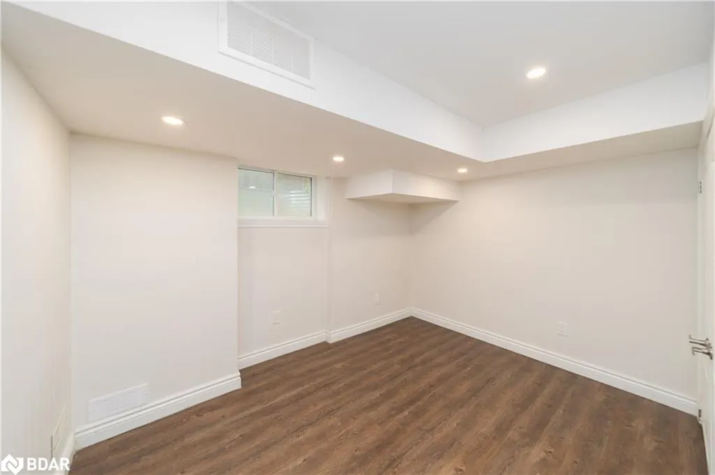 900 Green Street, #B