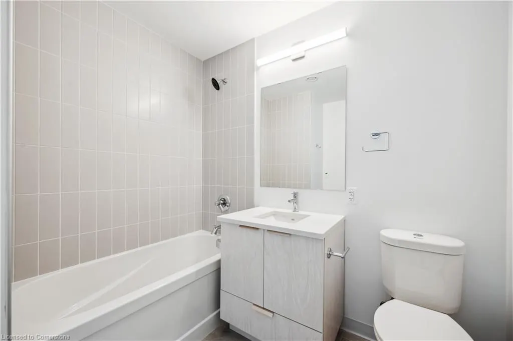120 Huron Street, #528