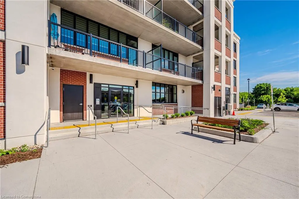 120 Huron Street, #528