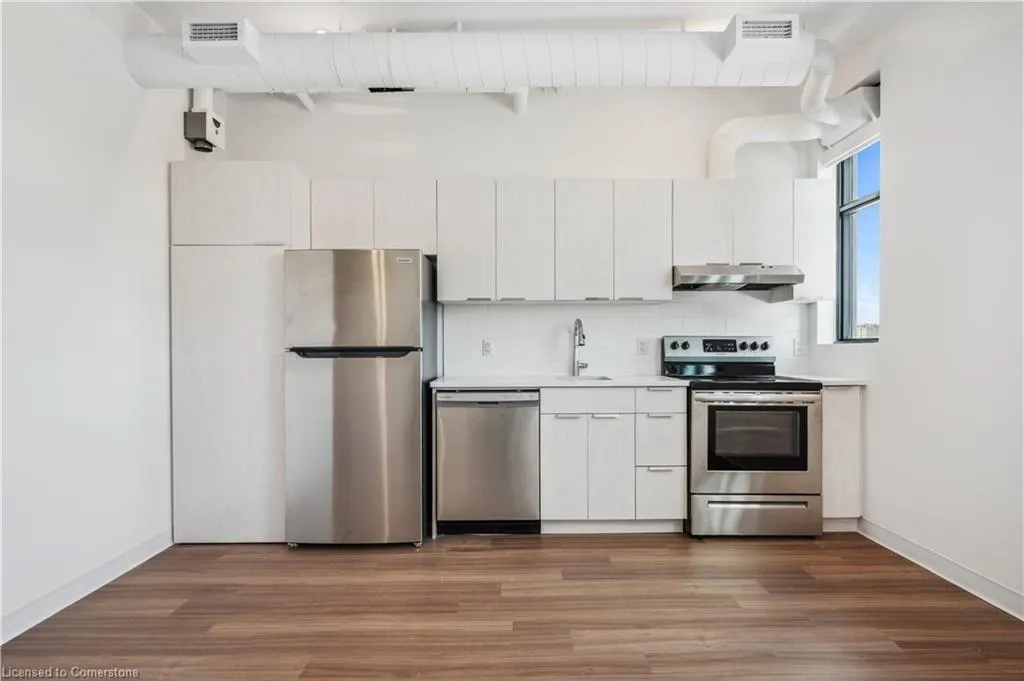 120 Huron Street, #528