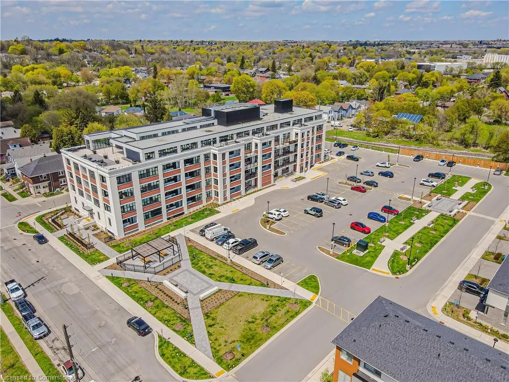 120 Huron Street, #528