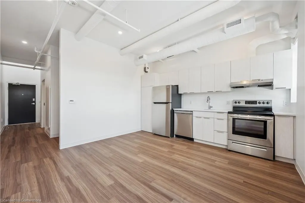 120 Huron Street, #528