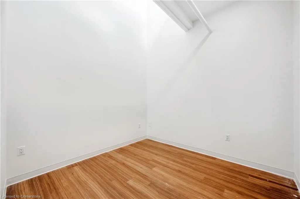 120 Huron Street, #528