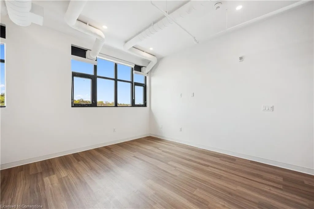 120 Huron Street, #528