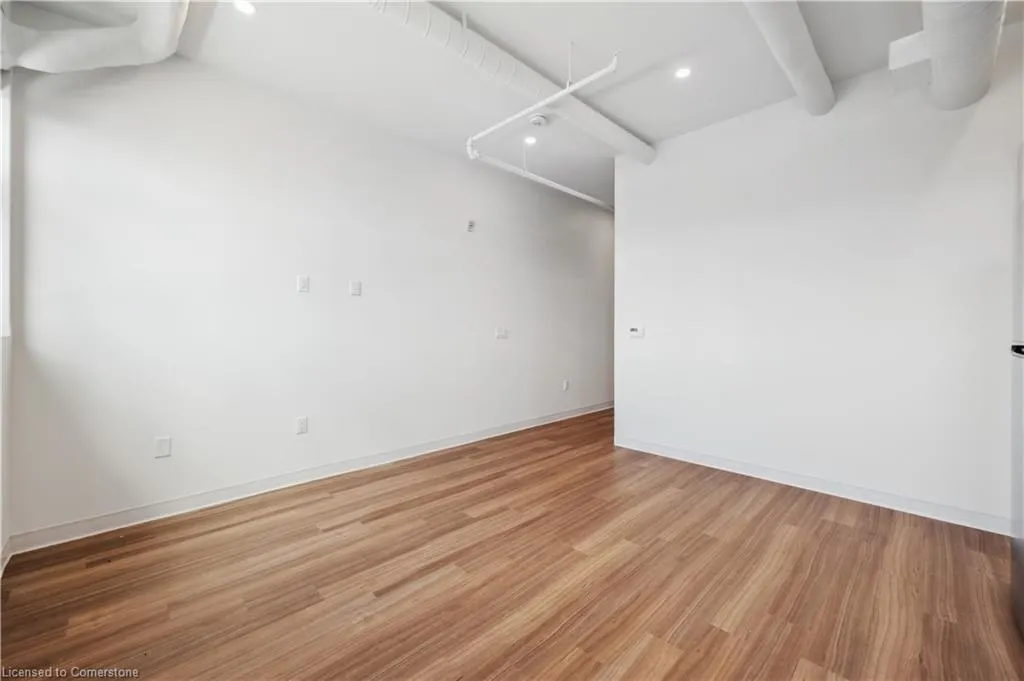 120 Huron Street, #528
