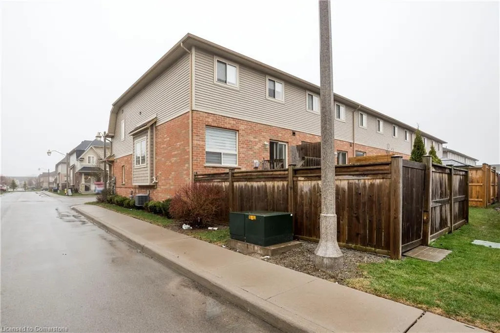 8 Lakelawn Road, #54