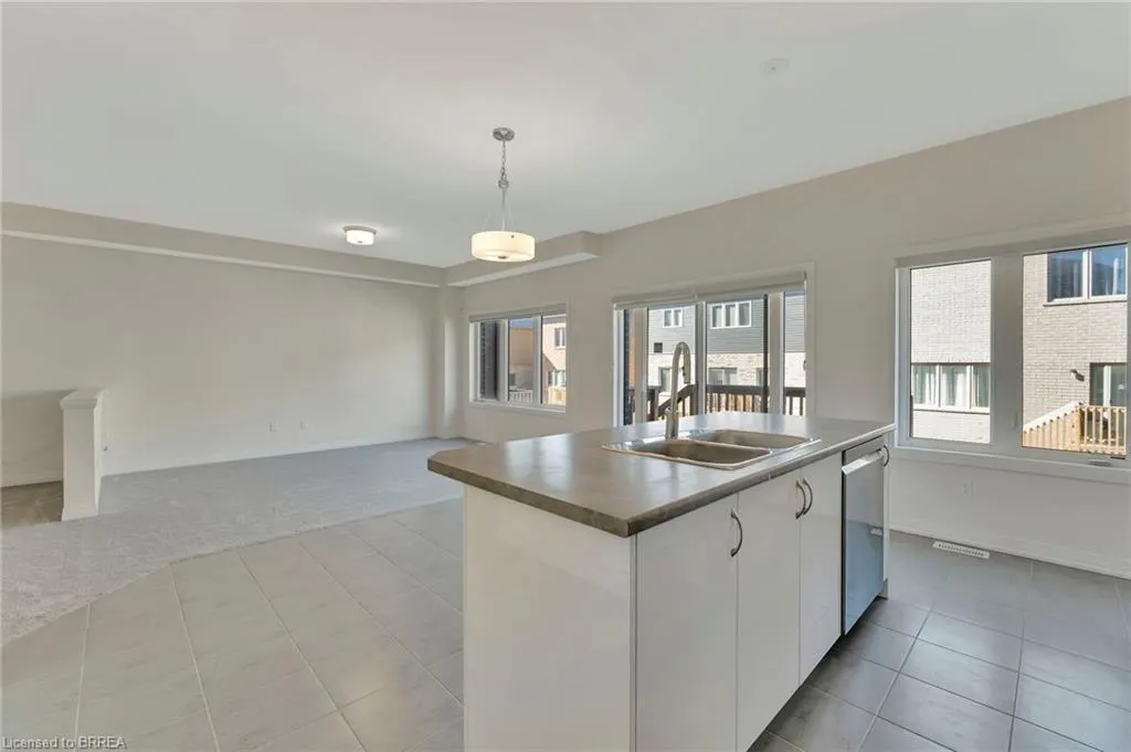6 Jenner Drive