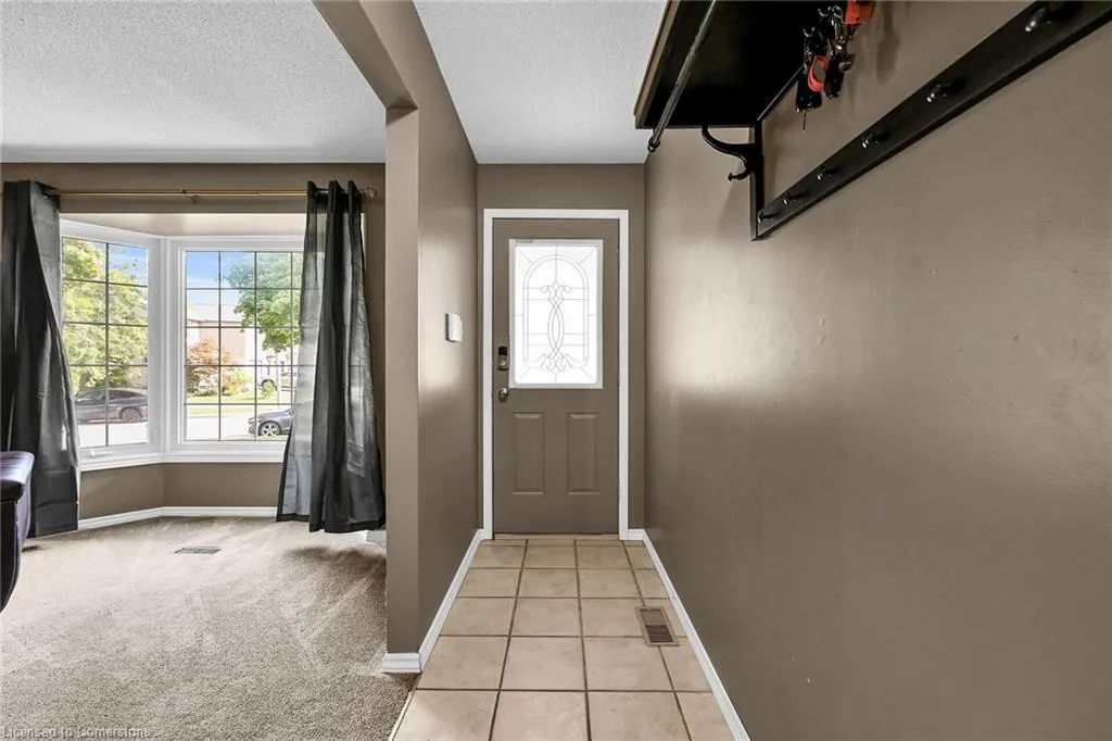 5 Ridell Crescent