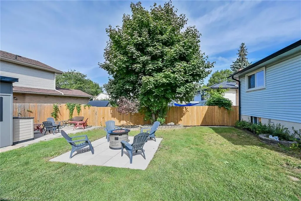 5 Ridell Crescent